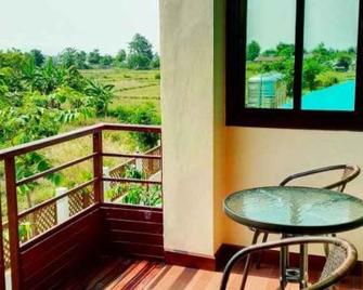 Ck Hills Hotel - Mae Sot - Balkón