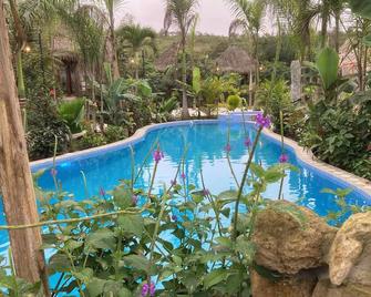 Hotel La Costa International - Puerto López - Zwembad