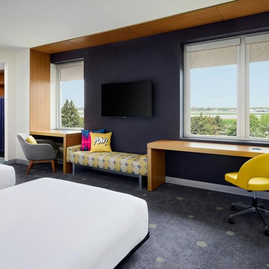 Aloft Montreal Airport image 1