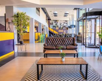Hotel Modular Express Calama - Calama - Resepsjon