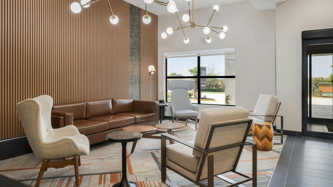 Four Points By Sheraton College Park Atl
