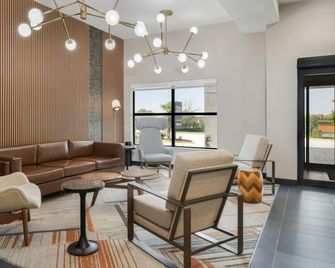 Four Points By Sheraton College Park Atl - College Park - Лоббі