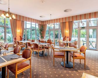 AMBER HOTEL Chemnitz Park - קמניץ - מסעדה