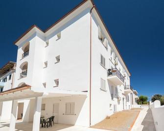 Baia Orosei Apartments Ac - Orosei - Building