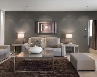 Ac Hotel Iberia Las Palmas - Las Palmas de Gran Canaria - Living room
