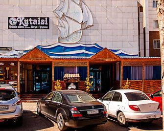 Korsar - Astana (stad) - Gebouw
