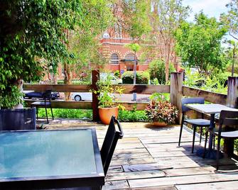 Brisbane Manor Hotel - Brisbane - Patio