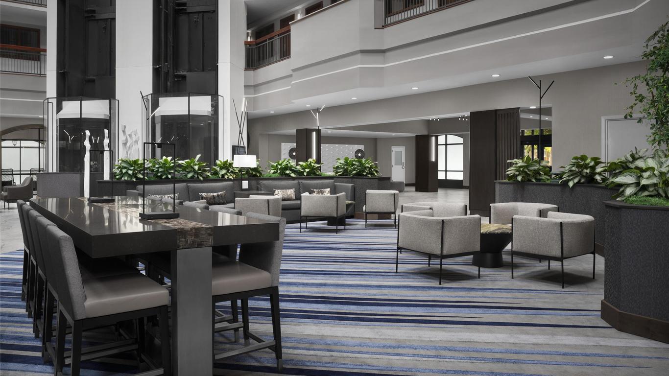 Embassy Suites by Hilton Dallas Near the Galleria