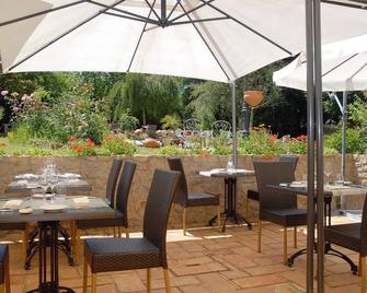 Hotel du Commerce Chez Stéphane - Roumazières-Loubert - Restaurante