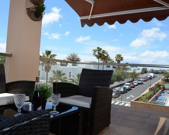 Esquinzo Pool & Beach - Esquinzo - Balcón