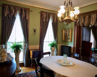 Oakcliff Bed and Breakfast - Waterford - Comedor