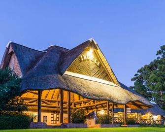 Anew Resort Ingeli Forest Kokstad - Kokstad - Gebouw