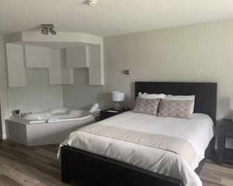 Auberge Matha - Saint-Jean-de-Matha - Schlafzimmer