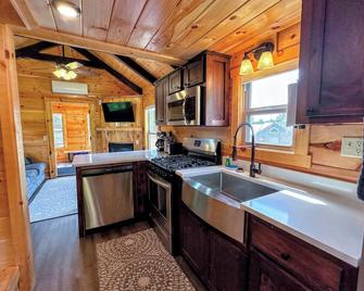 BMV6 Tiny Home village near Bretton Woods - Twin Mountain - Cocina