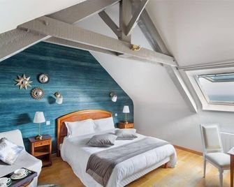 La Metairie du Vauhariot - Chambres de Charme Vue Mer - Piscine Intérieure Chauffée - Cancale - Bedroom