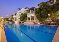Argyle Apartments Pattaya - Pattaya - Alberca