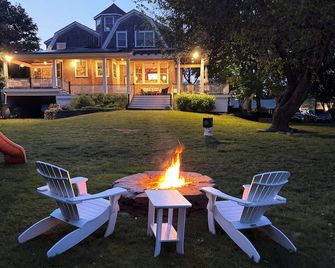 Third Cliff Scituate - Scituate - Patio