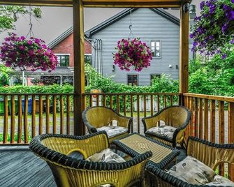 L'Ancestral - The Vintage Charm of Old Beloeil - Beloeil - Patio