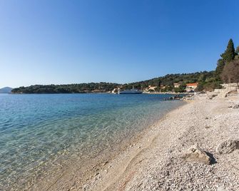The Most Beautiful Position in Zaton Vel - Zaton - Beach