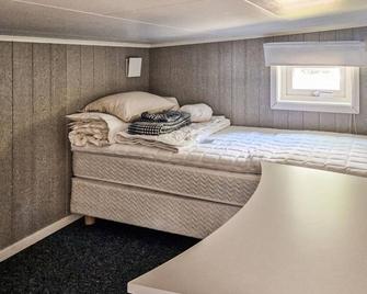 Stunning Home In Tranås With Sauna - Tranås - Bedroom