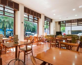 هوتل ألكانتارا - قصرش - مطعم