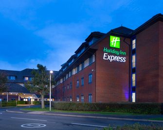 Holiday Inn Express Birmingham Airport NEC by IHG - Birmingham - Bangunan