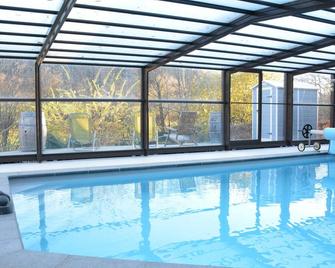 Luxury holiday home in Redu with pool - Libin - Zwembad