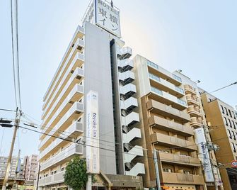 Toyoko Inn Shin-Osaka Chuo-guchi Honkan - Osaka - Edificio