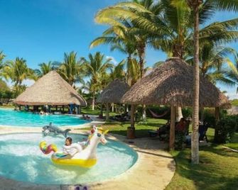 Hotel Cafe Del Sol - Monterrico - Piscina