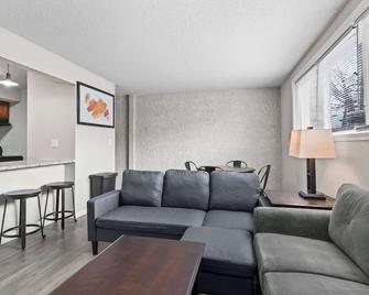 Beautiful and Cozy Apartment in Springfield- 2 Bedroom - Springfield - Living room