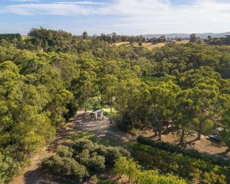 Orange 1 by Tiny Away - Woori Yallock - Vista del exterior