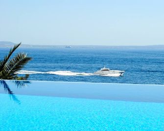 Villa Juan Carlos - Magaluf - Pool
