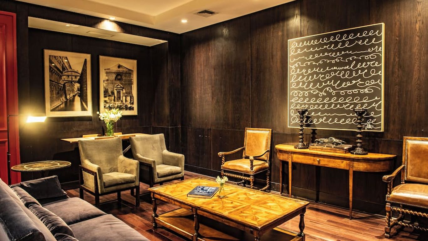 ذا سينجيولار سانتياجو