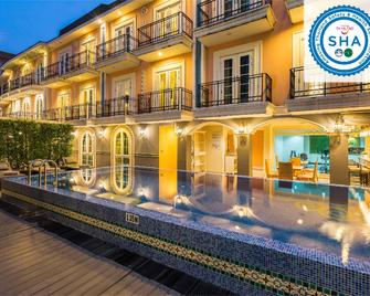 La Petite Salil Sukhumvit Thonglor 1 - Bangkok - Building