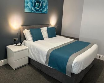 Arlan House, Central Basingstoke Hotel - Basingstoke - Slaapkamer