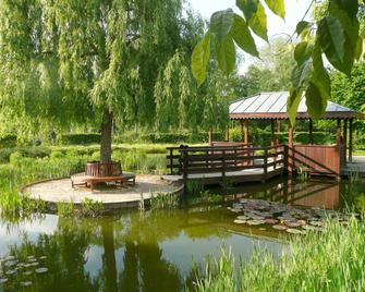 ibis Rueil-Malmaison Centre - Rueil-Malmaison - Patio