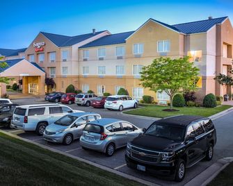 Fairfield Inn by Marriott Fort Leonard Wood St. Robert - St Robert - Bangunan