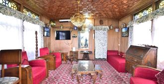 Houseboat Zaindari Palace - Srinagar - Oleskelutila