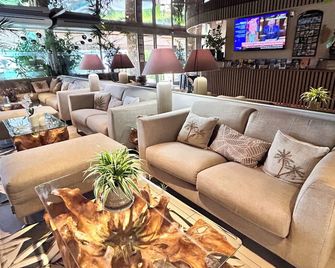 Hôtel La Pinède - Ajaccio - Lounge