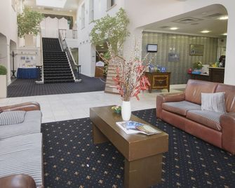 The Worcester Whitehouse - Worcester - Lobby