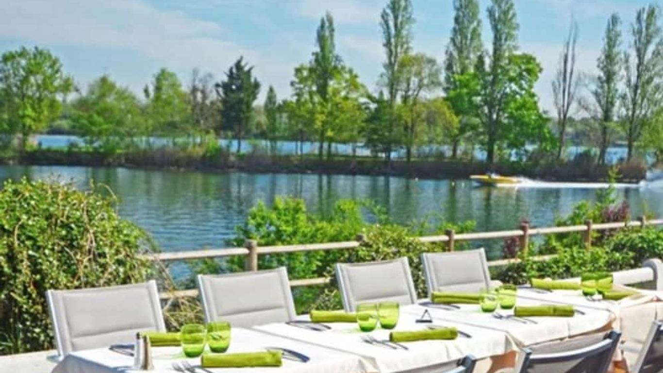 Logis - Hôtel & Restaurant des Lacs Paris Sud