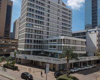 Oakwood Hotel - Nairobi - Building
