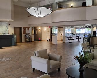 Shilo Inn Suites Klamath Falls - Klamath Falls - Lobby