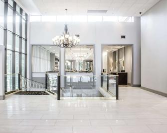 دبل تري باي هيلتون هوتل شارلوتسفيل - شارلوتسفيل - ردهة