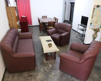 Prasad Suomi Villa - Matara - Living room