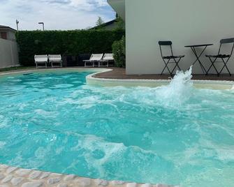 Residence Del Lago - Desenzano del Garda - Piscina