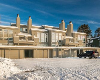 Rmr: Wheatgrass 2212 Condo In The Aspenswilsonwy - Wilson - Building