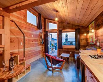 La Casa De Madera- \'The wood house\' - Richmond - Living room