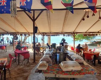 Pousada Cabanas Paraiso - Vila do Abraao - Restaurant