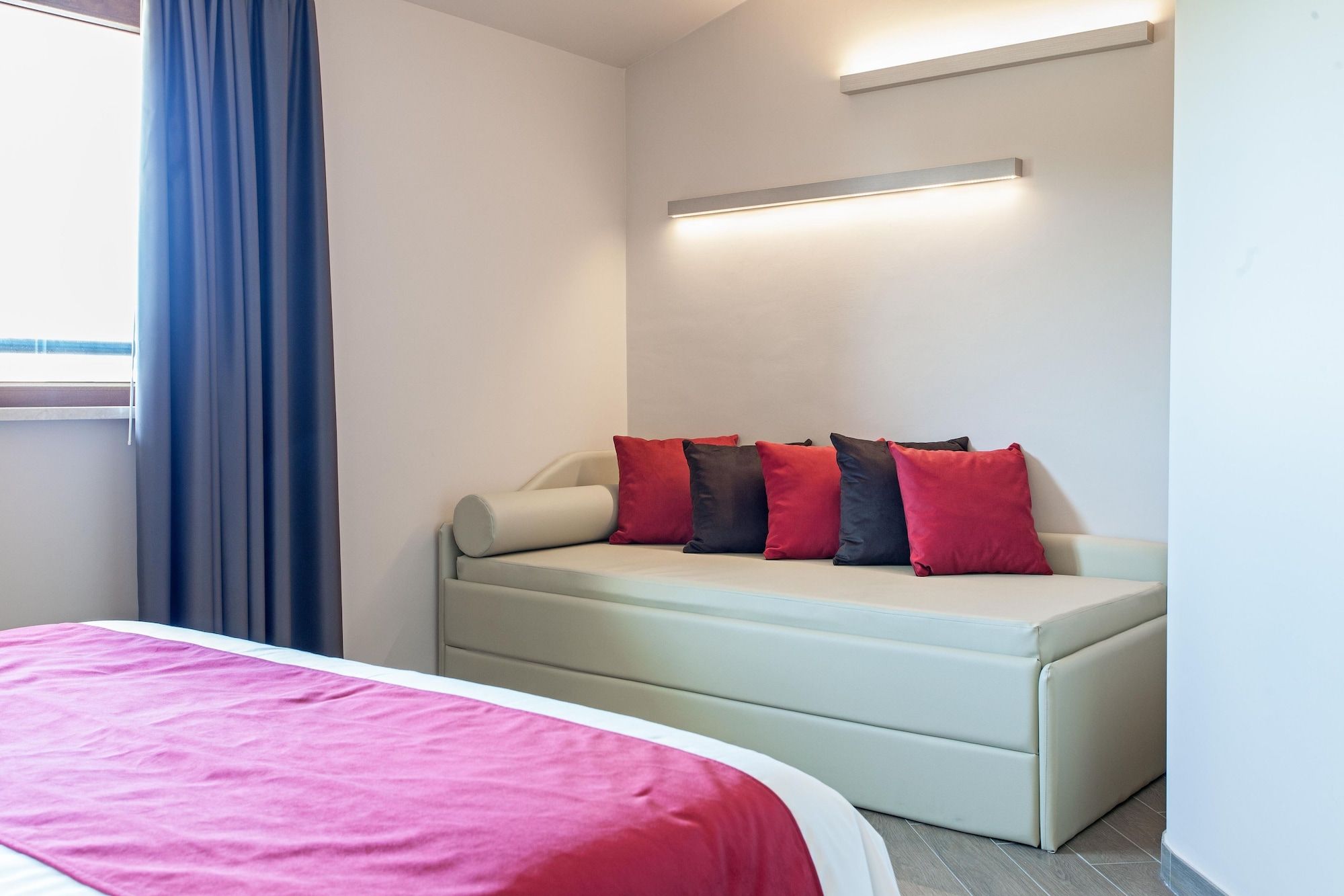Hotel Los Angeles - Asís - Sala de estar